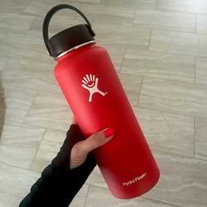 Hydro Flask 40oz -Red